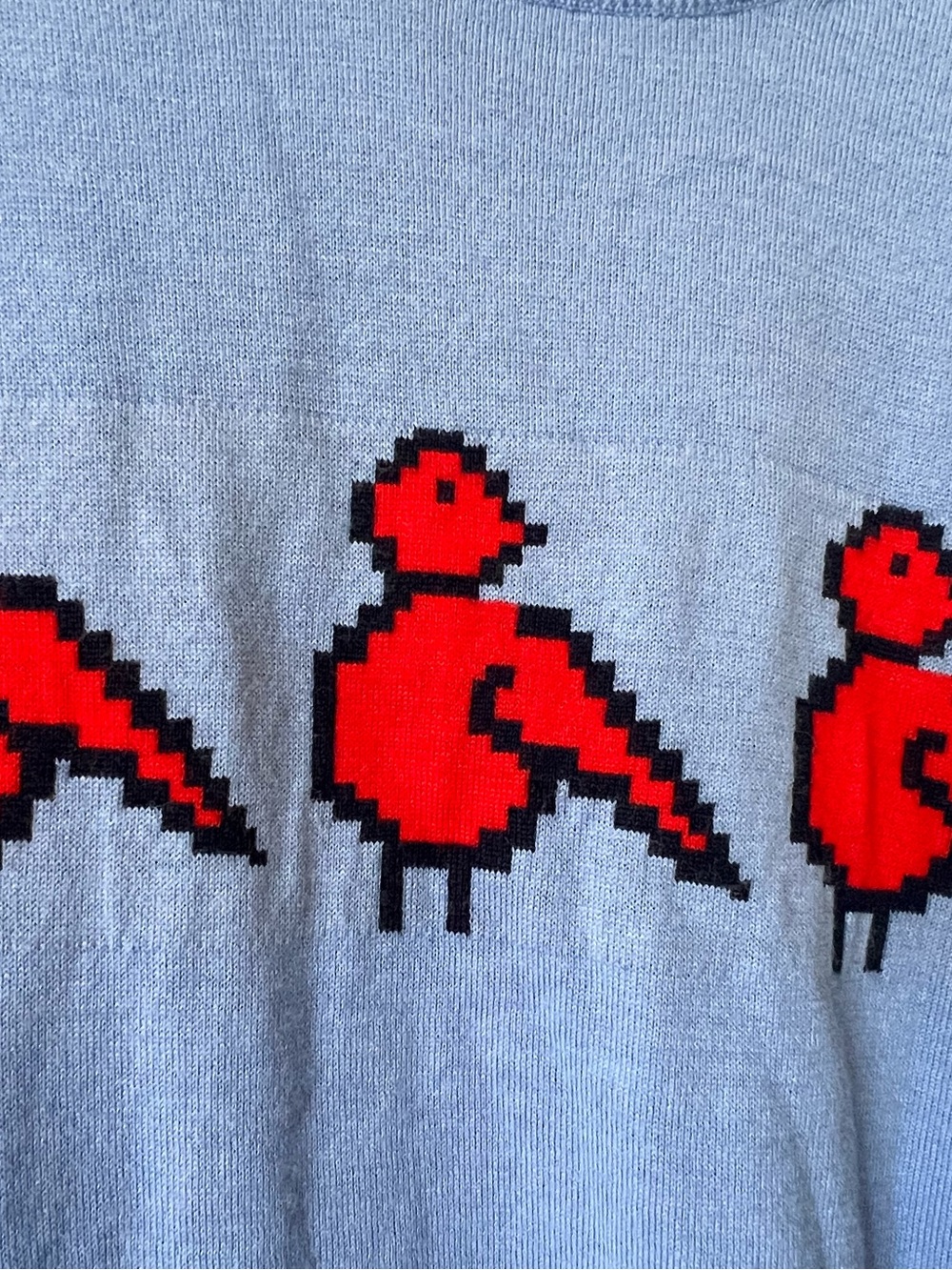 Tory Sport Light Blue Crewneck Birdie Golf Sweater with Red Bird Motif S NWOT - Picture 4 of 6